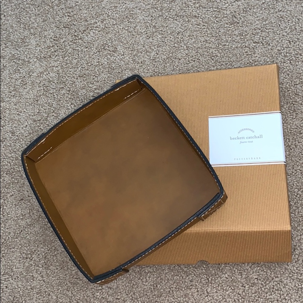 Pottery Barn New in the box Men’s “catchall” box